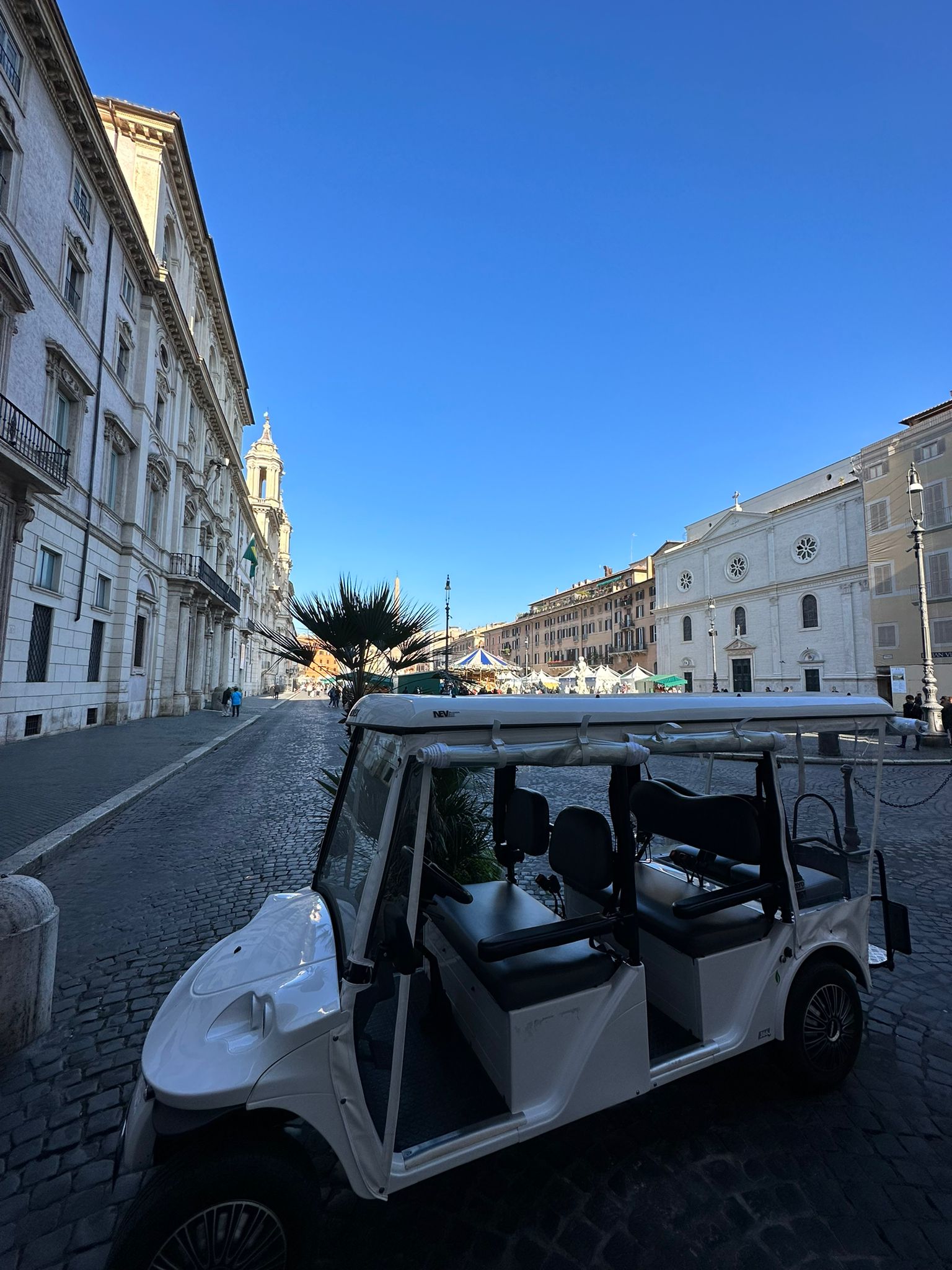 Enjoy a Leisurely Golf Cart Tour of Rome and It’s Gems